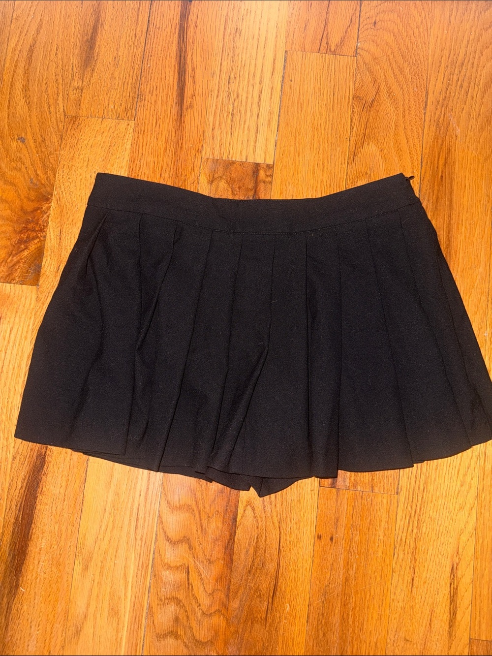 Zara black pleated mini skort